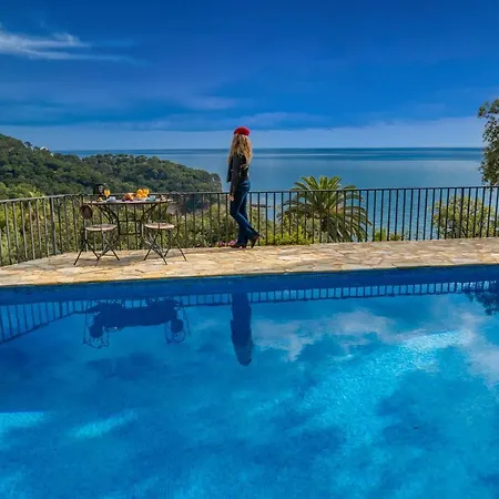 Toni Vistas Mar Piscina Jacuzzi Aire Acondicionado * Lloret de Mar