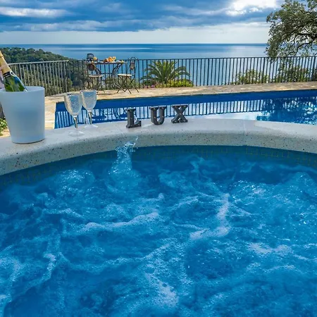 Villa Toni Vistas Mar Piscina Jacuzzi Aire Acondicionado