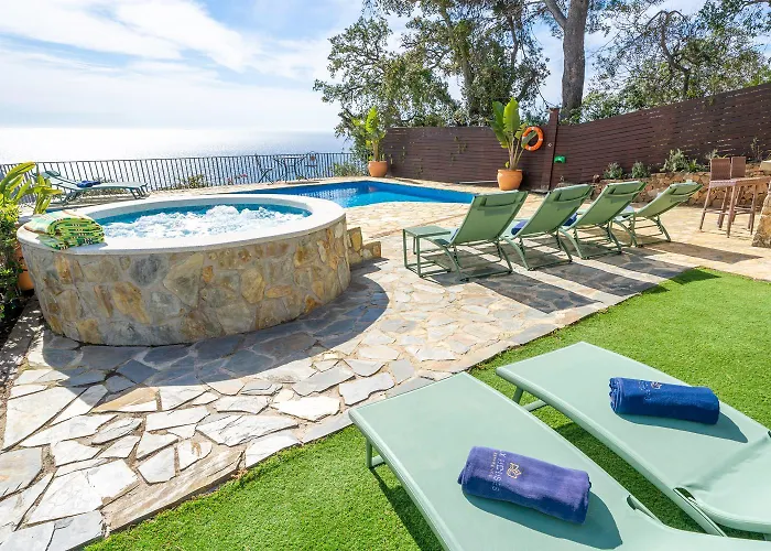 Toni Vistas Mar Piscina Jacuzzi Aire Acondicionado * Lloret de Mar