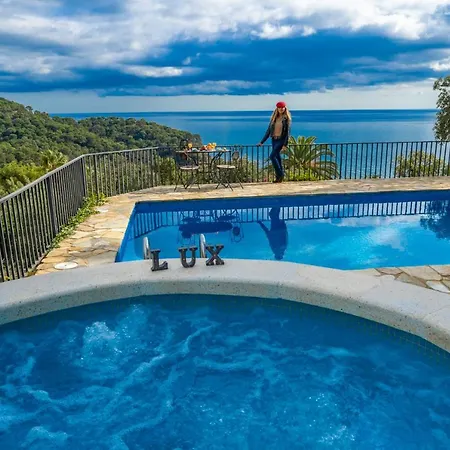 Toni Vistas Mar Piscina Jacuzzi Aire Acondicionado Willa Lloret de Mar