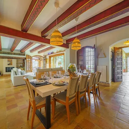 Toni Vistas Mar Piscina Jacuzzi Aire Acondicionado Вілла